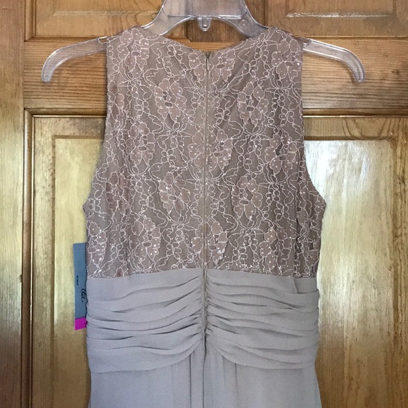 NWT 2-Piece Women’s Gown with Lace & Sequins - Picture 5 of 8